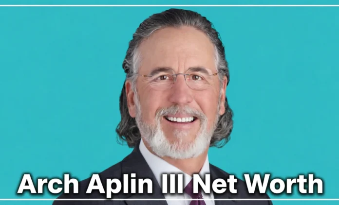 Arch Aplin III net worth — massive Buc-ee's travel center along American interstate highway at golden hour