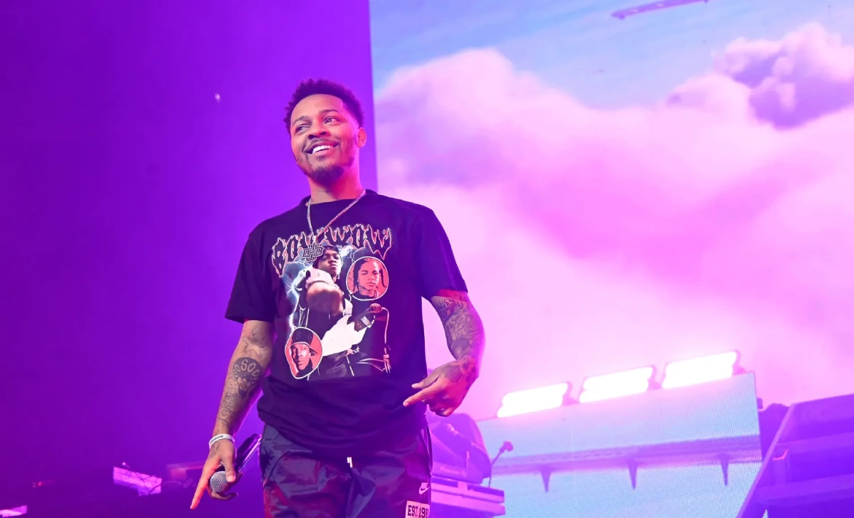 Bow Wow early career as Lil Bow Wow performing live in early 2000s hip hop concert
