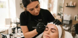 eyebrow tinting for beginners showing full defined brows after treatment